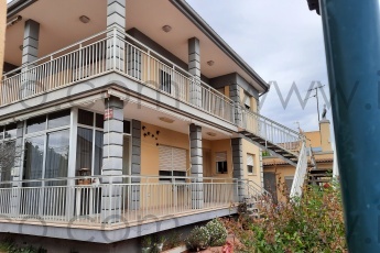 saldonar, 7 Habitaciones Habitaciones, ,4 BathroomsBathrooms,Chalet,En Venta,1098